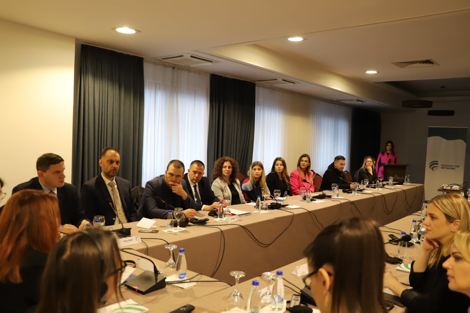 Tryeza e Sektorit Privat Nxjerr Veprime për Zhvillim të Qëndrueshëm në Kosovë