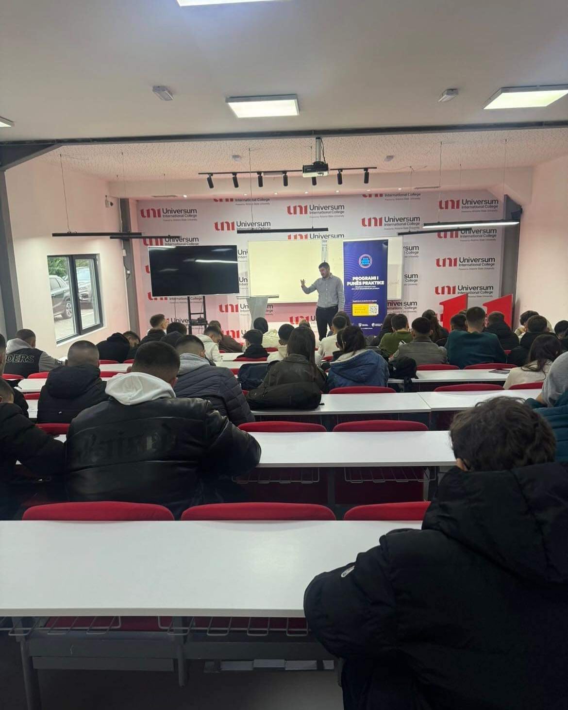 Kosovo Generation Unlimited Engages Students at Universum College